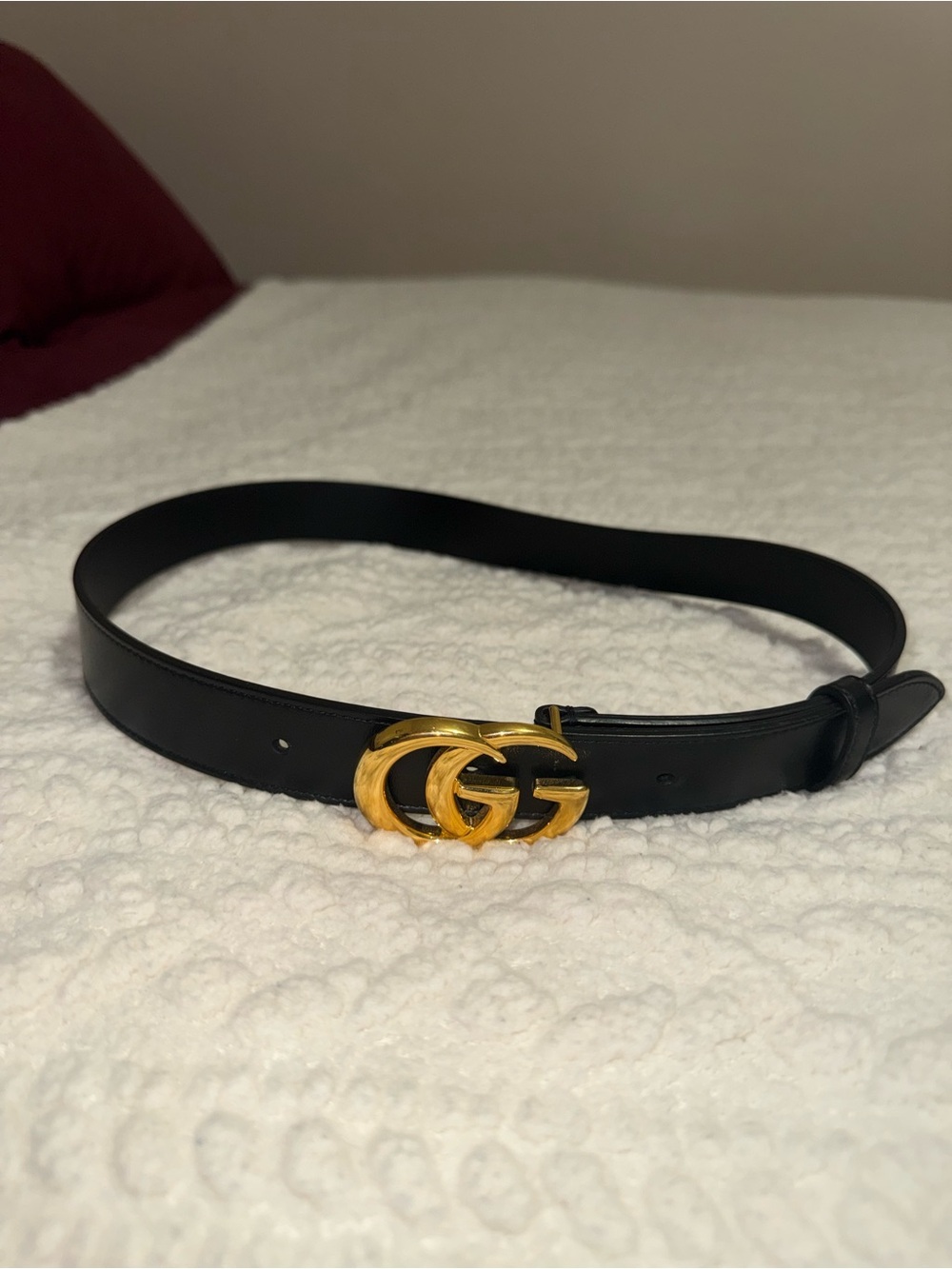 Gucci Black Leather Belt with Gold Double G Logo Buckle - Picture 3 of 5